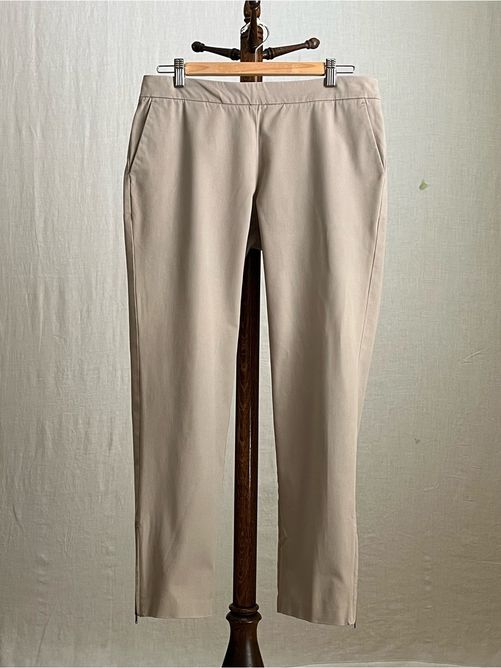 Eileen Fisher - Cotton Blend Cropped Pants with Ankle Zippers - Small